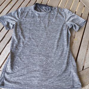 men's running shirt